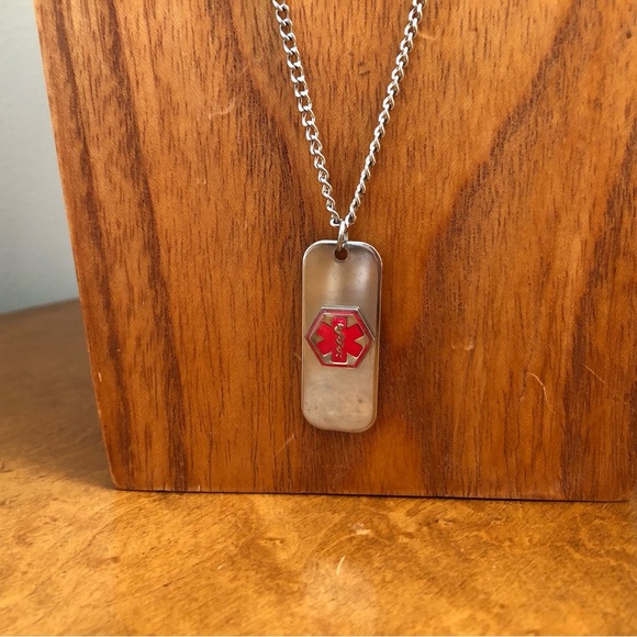 Medical Alert Necklace - Picture 6 of 6